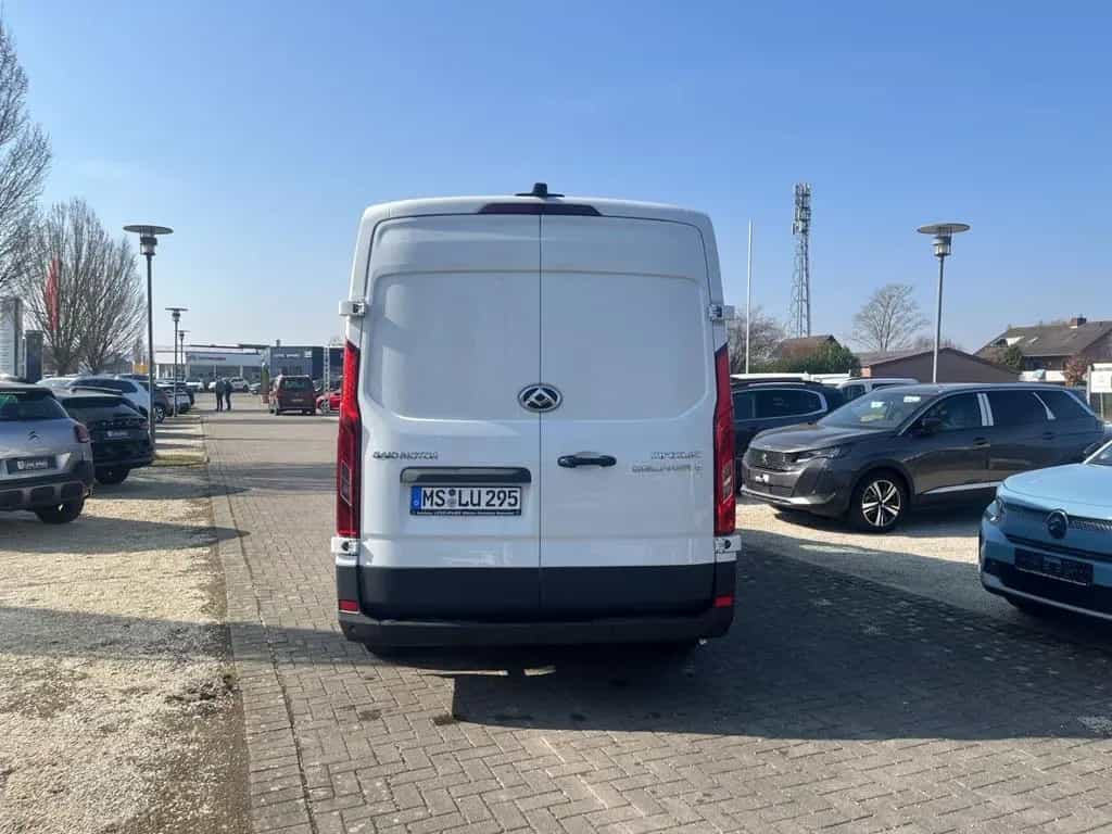 Maxus Deliver 9 Deliver9 2.0 Diesel Panel Van L3H2 FWD Base inkl 06/2024-photo-3