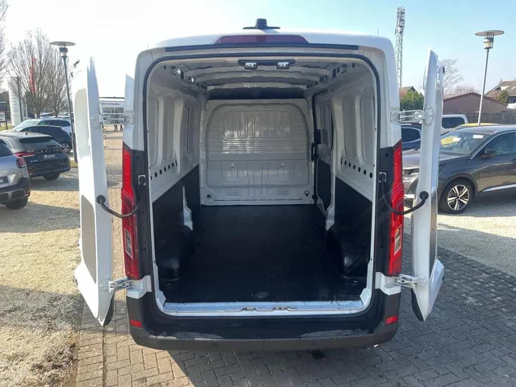 Maxus Deliver 9 Deliver9 2.0 Diesel Panel Van L3H2 FWD Base inkl 06/2024-photo-4