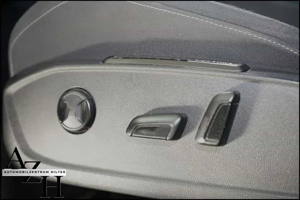 Volkswagen Golf VIII Carplay / Navi / Start - Stop 05/2020-photo-16