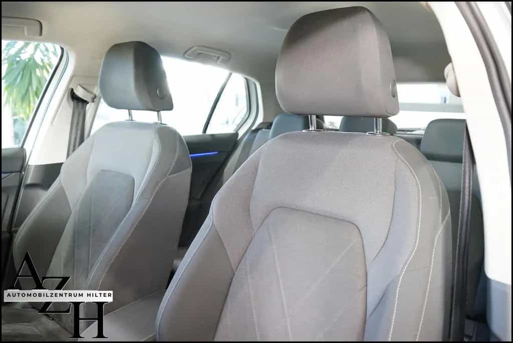 Volkswagen Golf VIII Carplay / Navi / Start - Stop 05/2020-photo-8