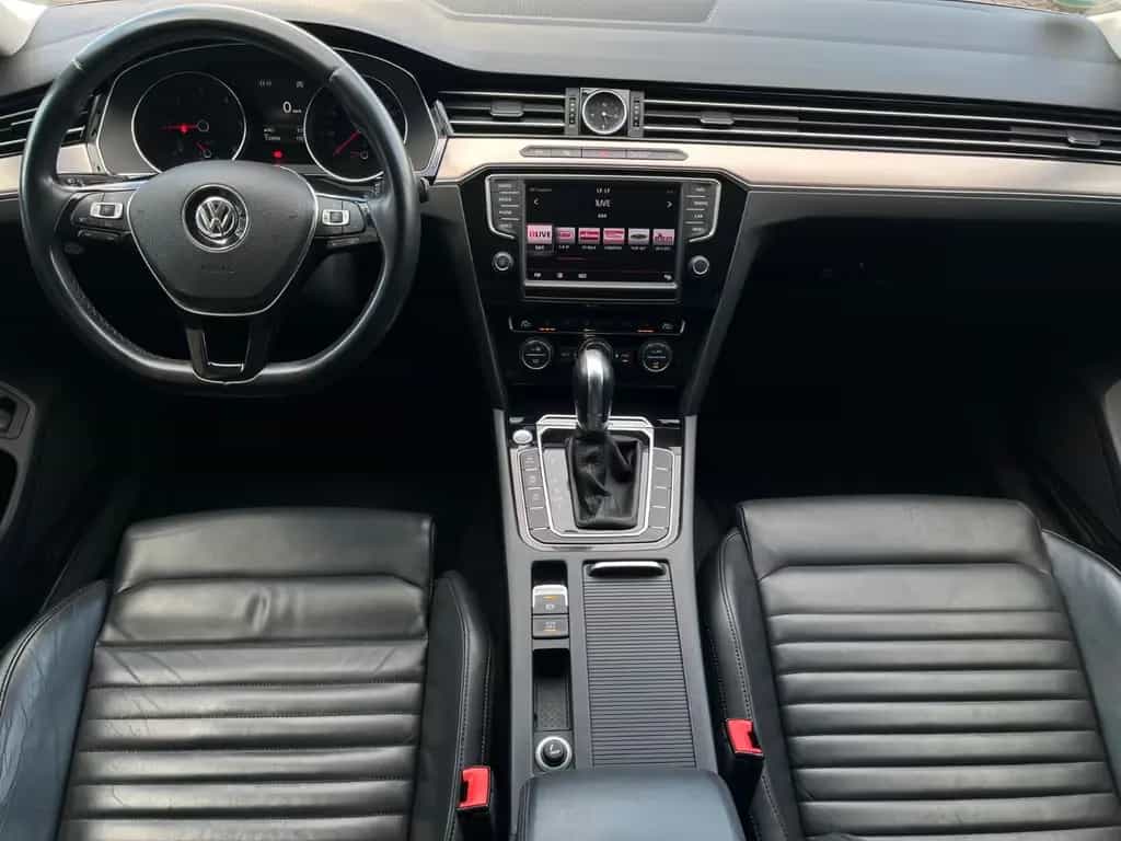 Volkswagen Passat Variant Highline/AHK/ACC/DCC/KAM/CarPlay 08/2015-photo-22