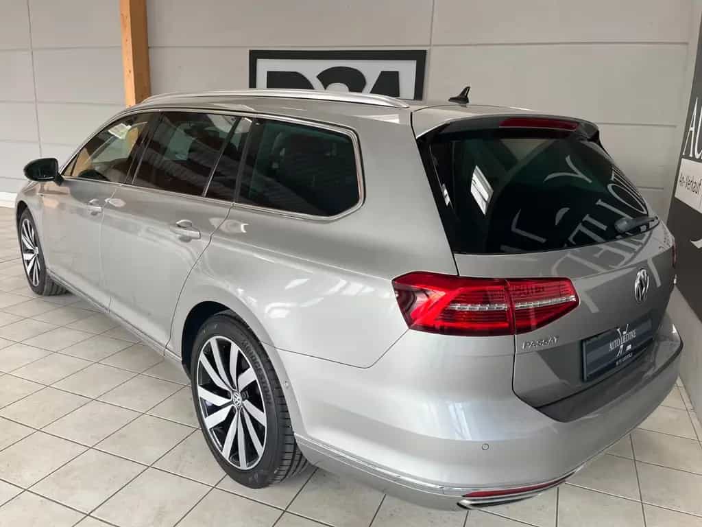 Volkswagen Passat Variant Highline/AHK/ACC/DCC/KAM/CarPlay 08/2015-photo-5