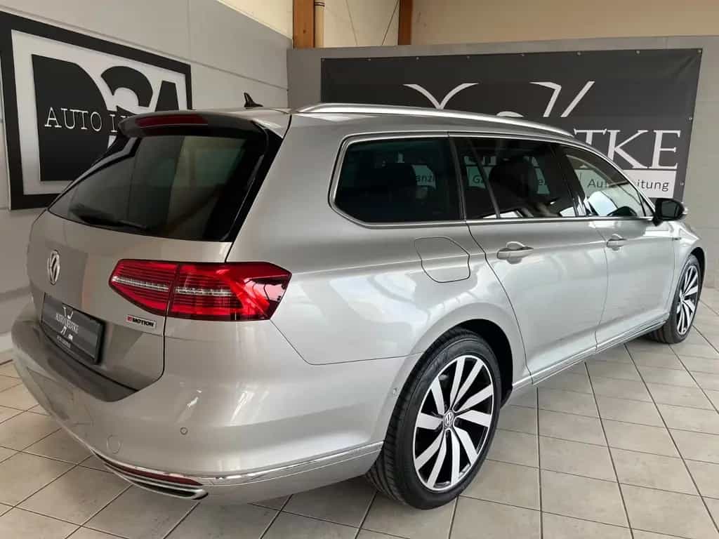 Volkswagen Passat Variant Highline/AHK/ACC/DCC/KAM/CarPlay 08/2015-photo-7
