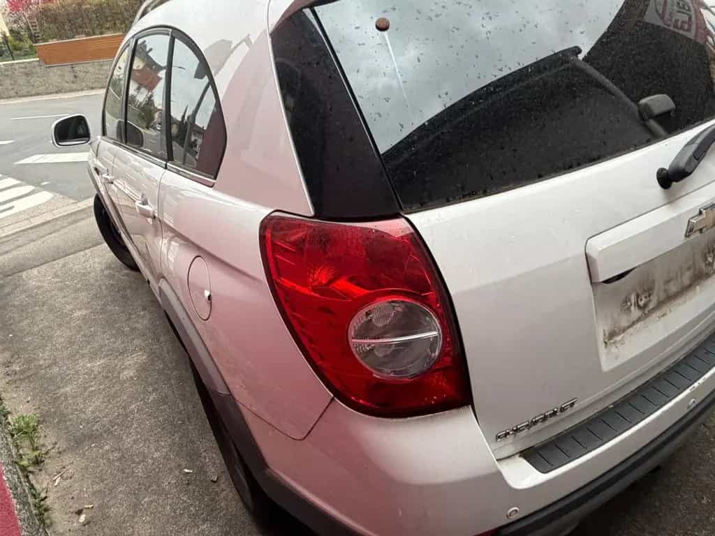 Chevrolet Captiva 2.2TD LT+ AWD 7-Sitzer 04/2013-photo-3