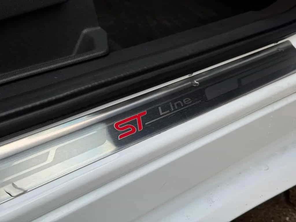 Ford Kuga ST-Line* Garantie* Alcantara* E-Heck* 11/2019-photo-24