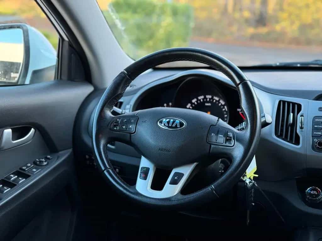 Kia Sportage Attract Garantie* PDC* nur 56.991 Km 10/2015-photo-25