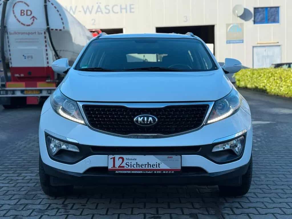 Kia Sportage Attract Garantie* PDC* nur 56.991 Km 10/2015-photo-3