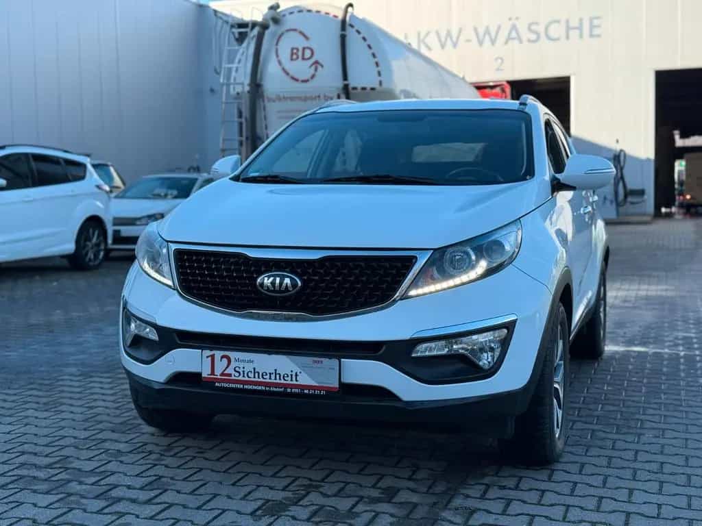 Kia Sportage Attract Garantie* PDC* nur 56.991 Km 10/2015-photo-5