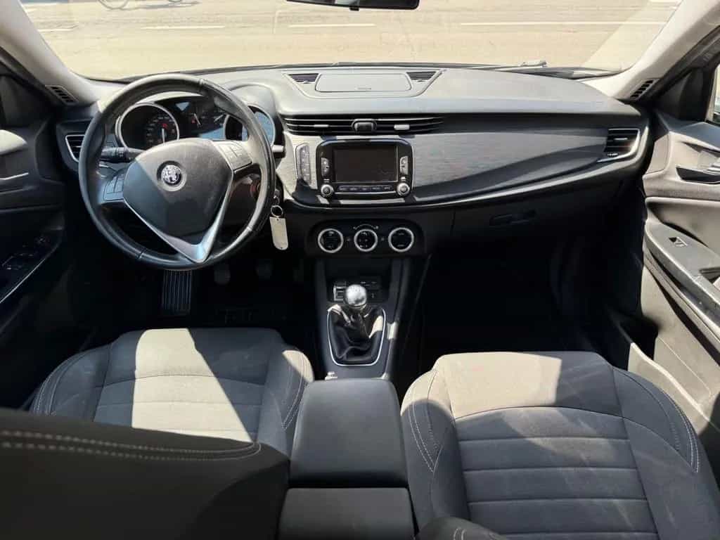 Alfa Romeo Giulietta 1.6 JTDm 120 CV 07/2016-photo-6