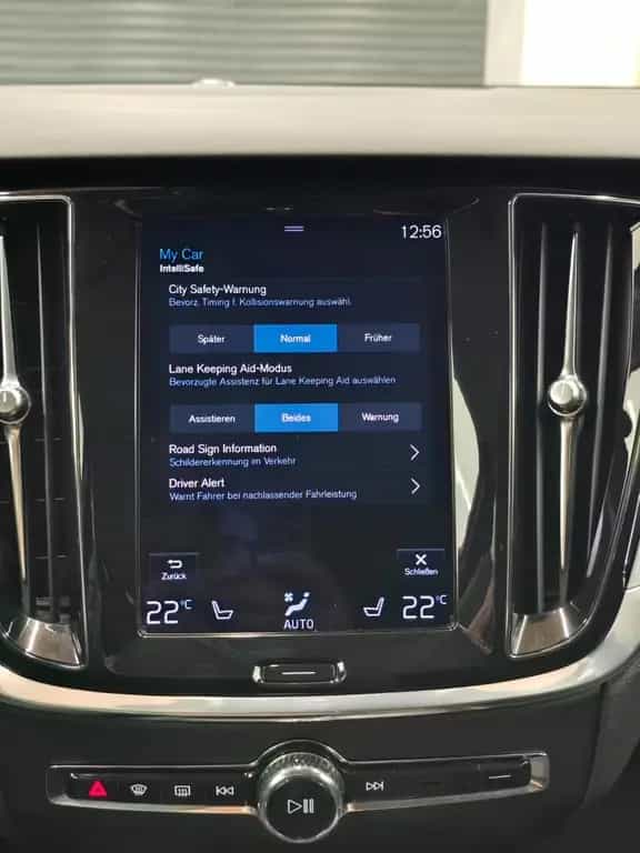Volvo V60 B4 Geartronic/Totwinkel/Lane/ACC/Cam/AHK/DAB 10/2020-photo-22
