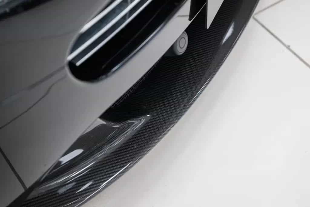 Aston Martin V12 Vantage | Manual | Carbon Black Edition | 12/2013-photo-17