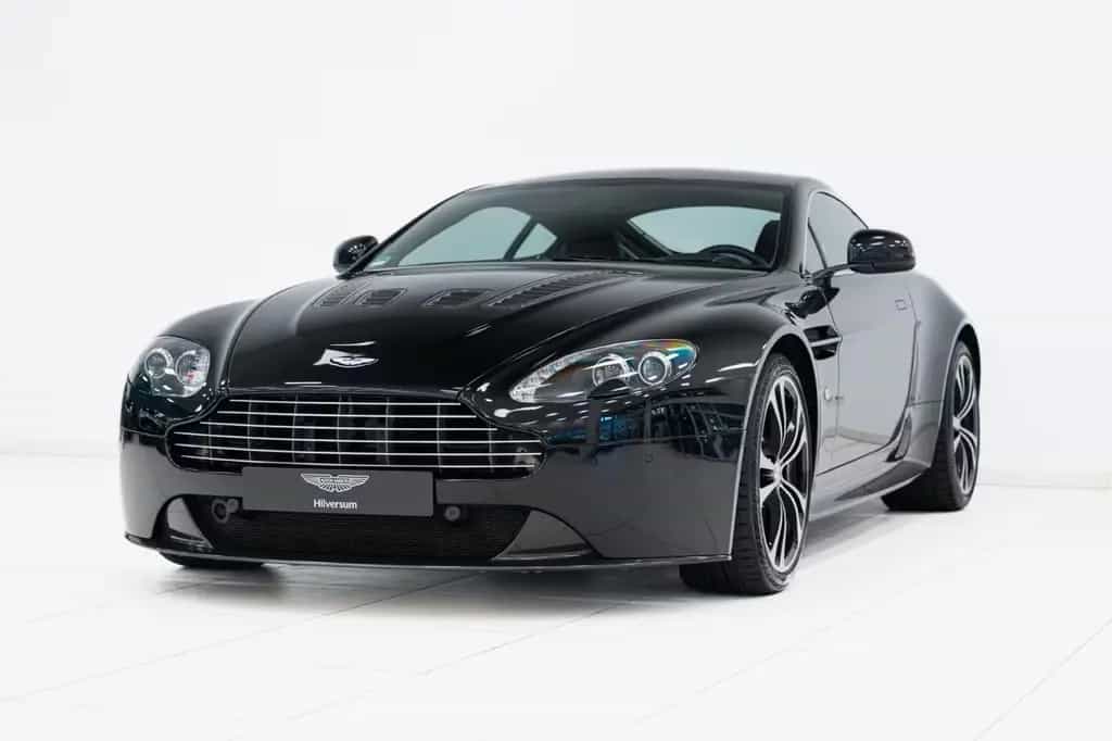 Aston Martin V12 Vantage | Manual | Carbon Black Edition | 12/2013-photo-21