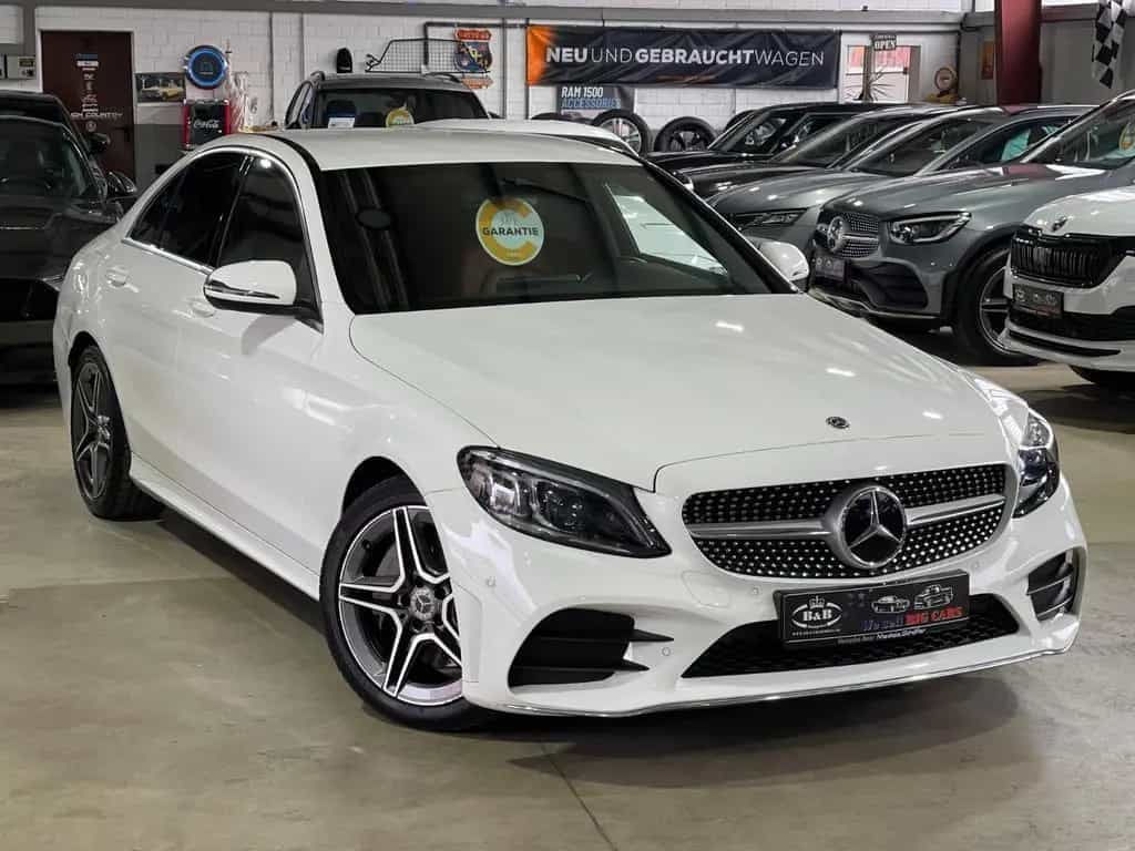 Mercedes-Benz C-Class 300+LIMOUSINE+AMG LINE+BURMESTER+SHZ+GARANTIE 10/2019-photo-3