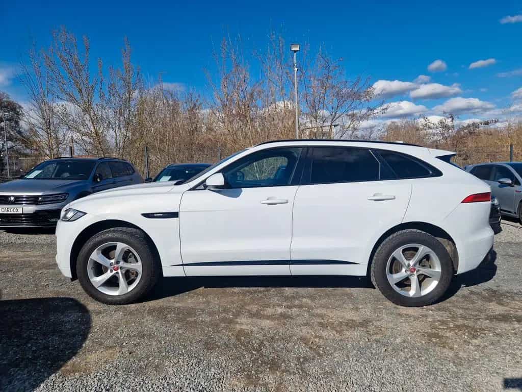 Jaguar F-Pace R-Sport 20d AWD PANO AHK 03/2018-photo-1