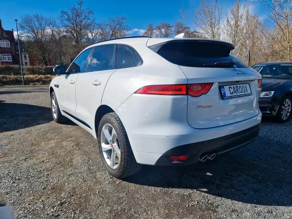 Jaguar F-Pace R-Sport 20d AWD PANO AHK 03/2018-photo-6