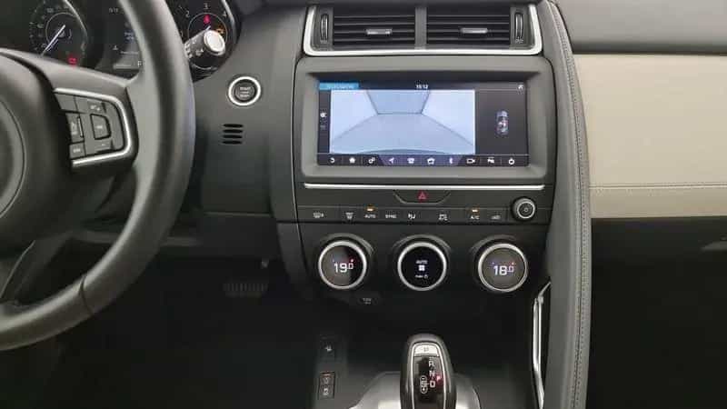 Jaguar E-Pace 2.0D 150 CV AWD aut. S 03/2020-photo-12