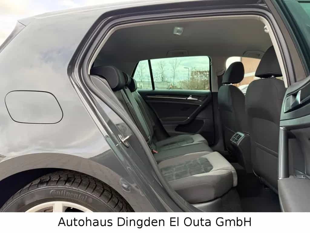 Volkswagen Golf VII Lim. 1.5 TSI Highline/R Line 07/2019-photo-16