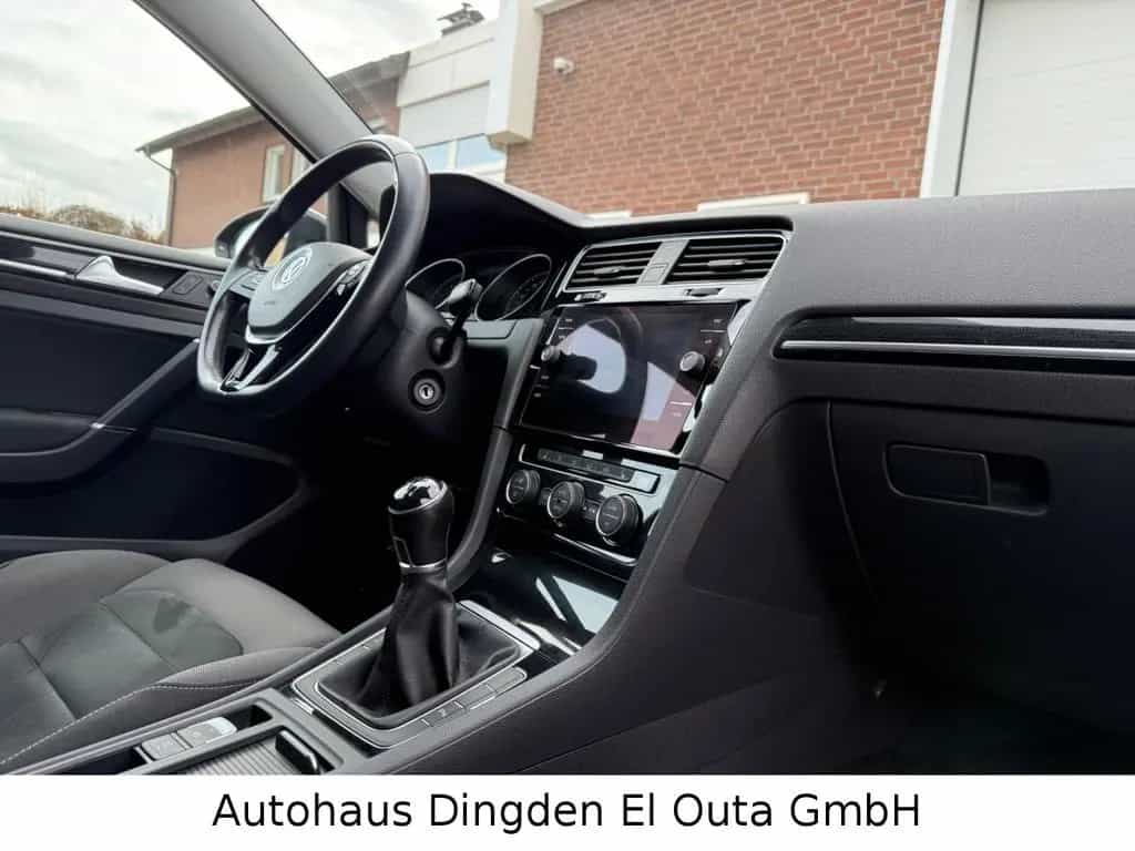 Volkswagen Golf VII Lim. 1.5 TSI Highline/R Line 07/2019-photo-21
