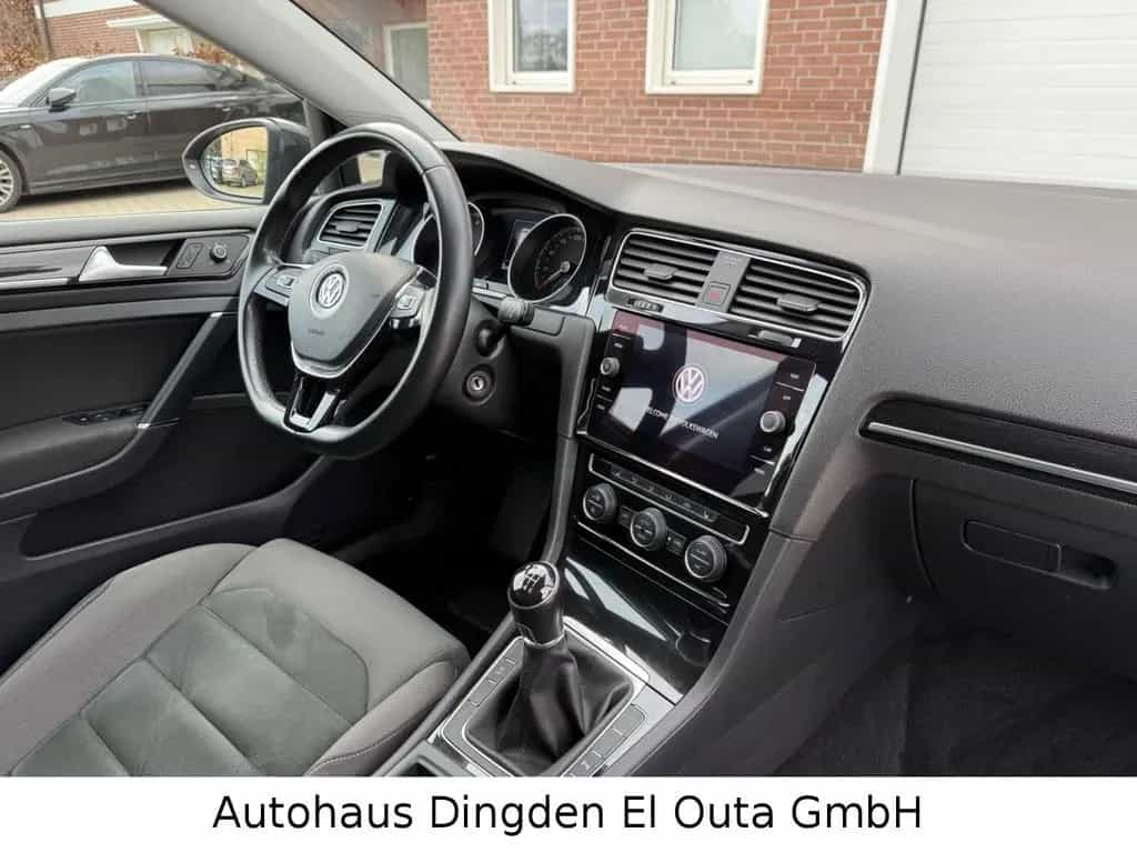 Volkswagen Golf VII Lim. 1.5 TSI Highline/R Line 07/2019-photo-22
