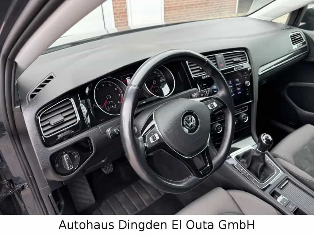 Volkswagen Golf VII Lim. 1.5 TSI Highline/R Line 07/2019-photo-27