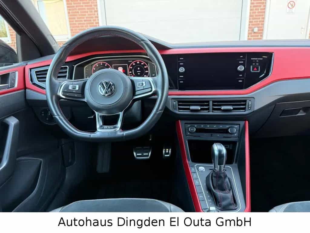 Volkswagen Polo VI 2.0 TSI GTI 06/2018-photo-25