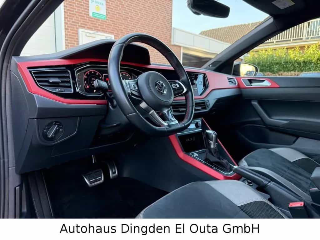 Volkswagen Polo VI 2.0 TSI GTI 06/2018-photo-26