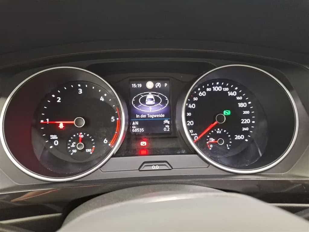 Volkswagen Tiguan 08/2023-photo-10