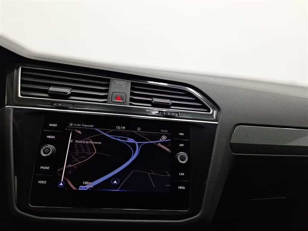 Volkswagen Tiguan 08/2023-photo-11