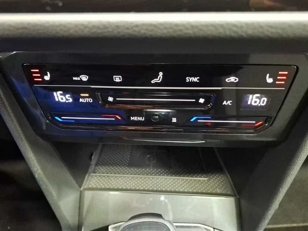 Volkswagen Tiguan 08/2023-photo-27