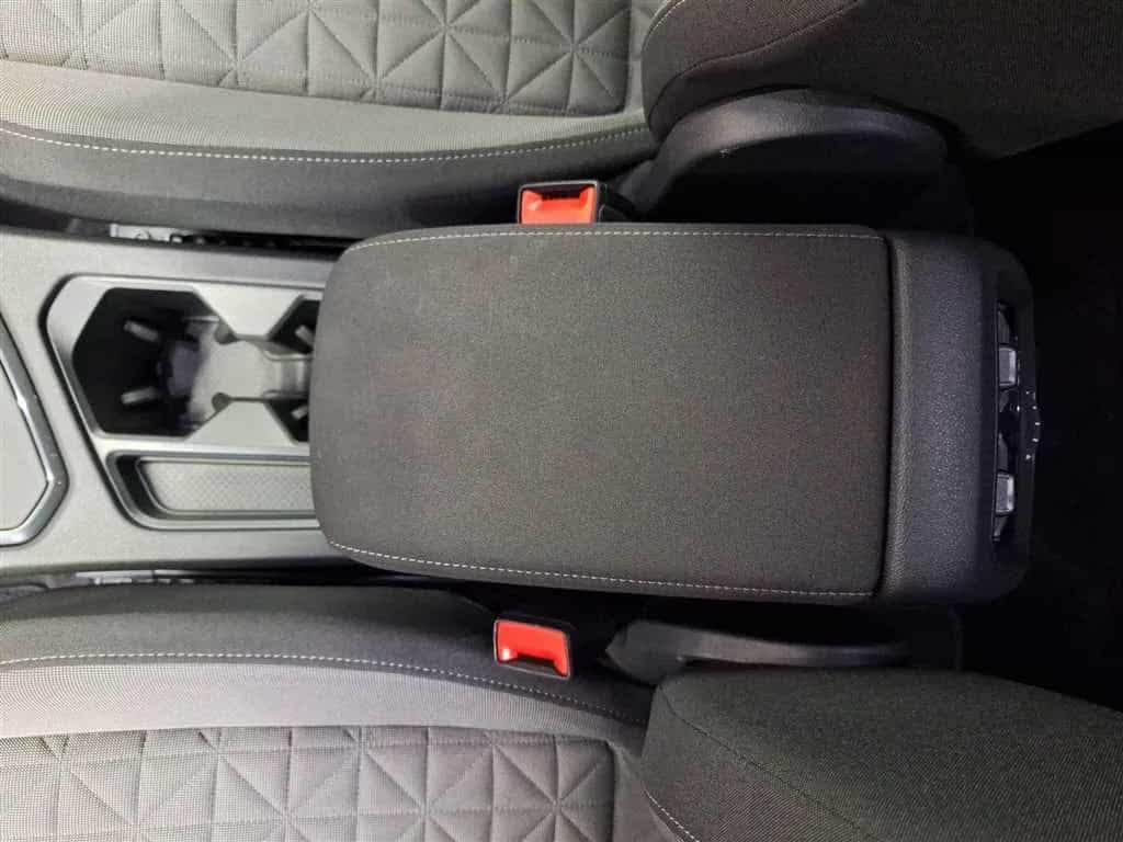 Volkswagen Tiguan 08/2023-photo-31