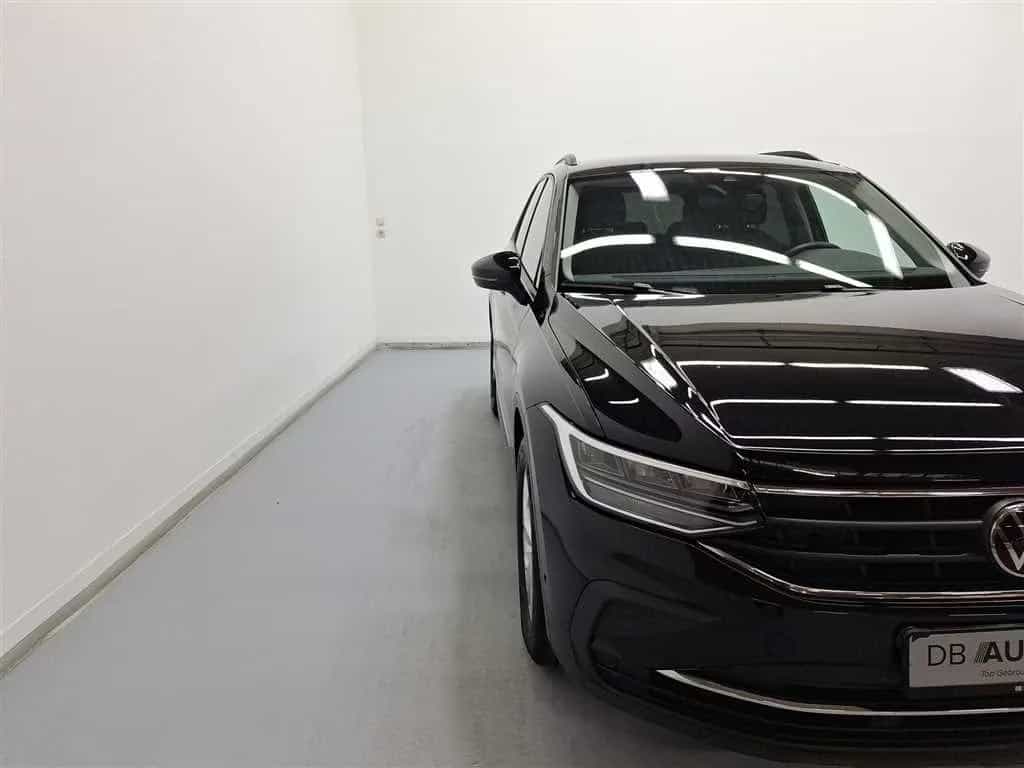 Volkswagen Tiguan 08/2023-photo-36