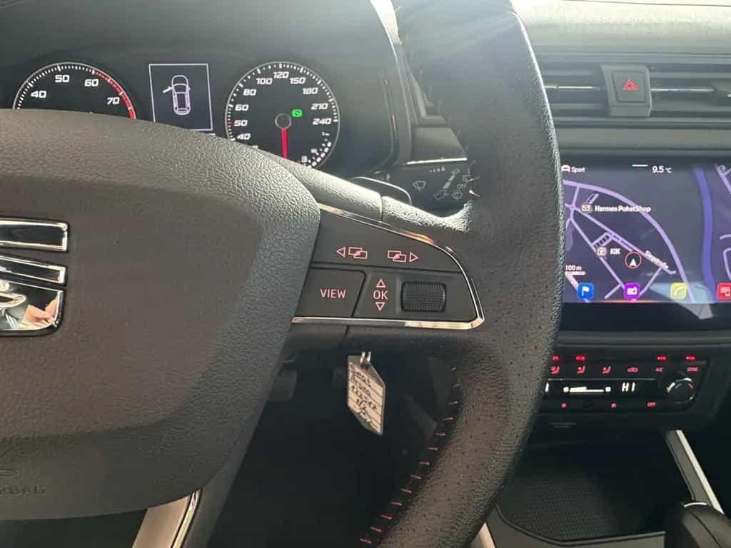 Seat Arona SHZ*PDC*R.Cam*1.Hand*Navi* 04/2021-photo-14