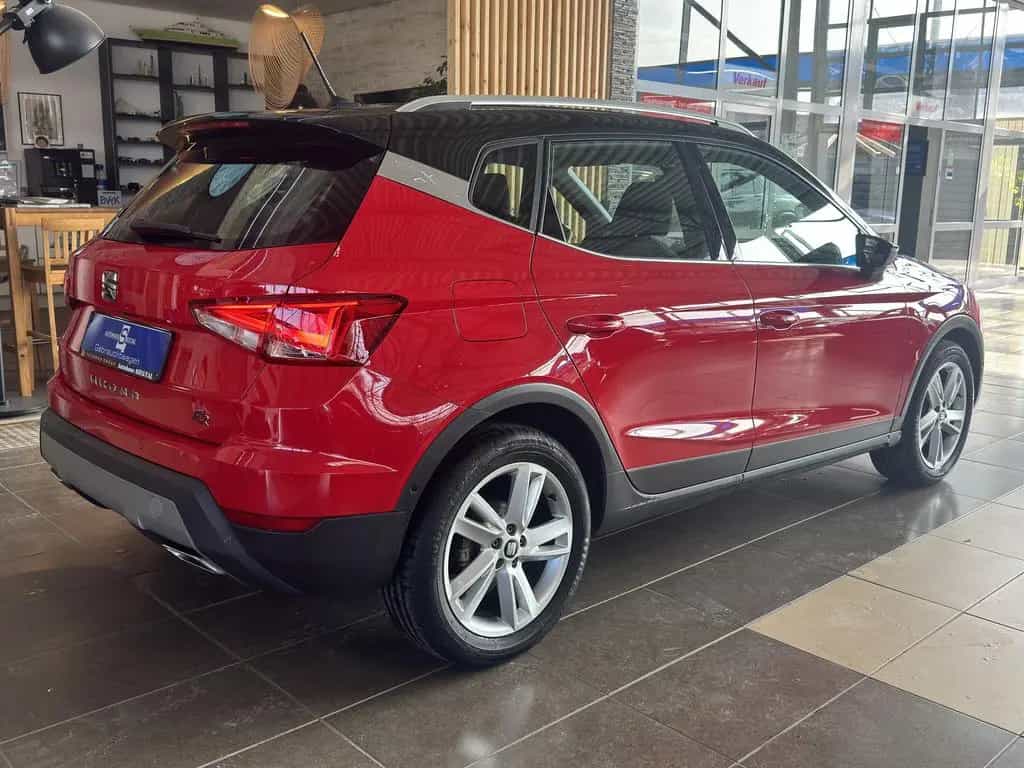 Seat Arona SHZ*PDC*R.Cam*1.Hand*Navi* 04/2021-photo-5