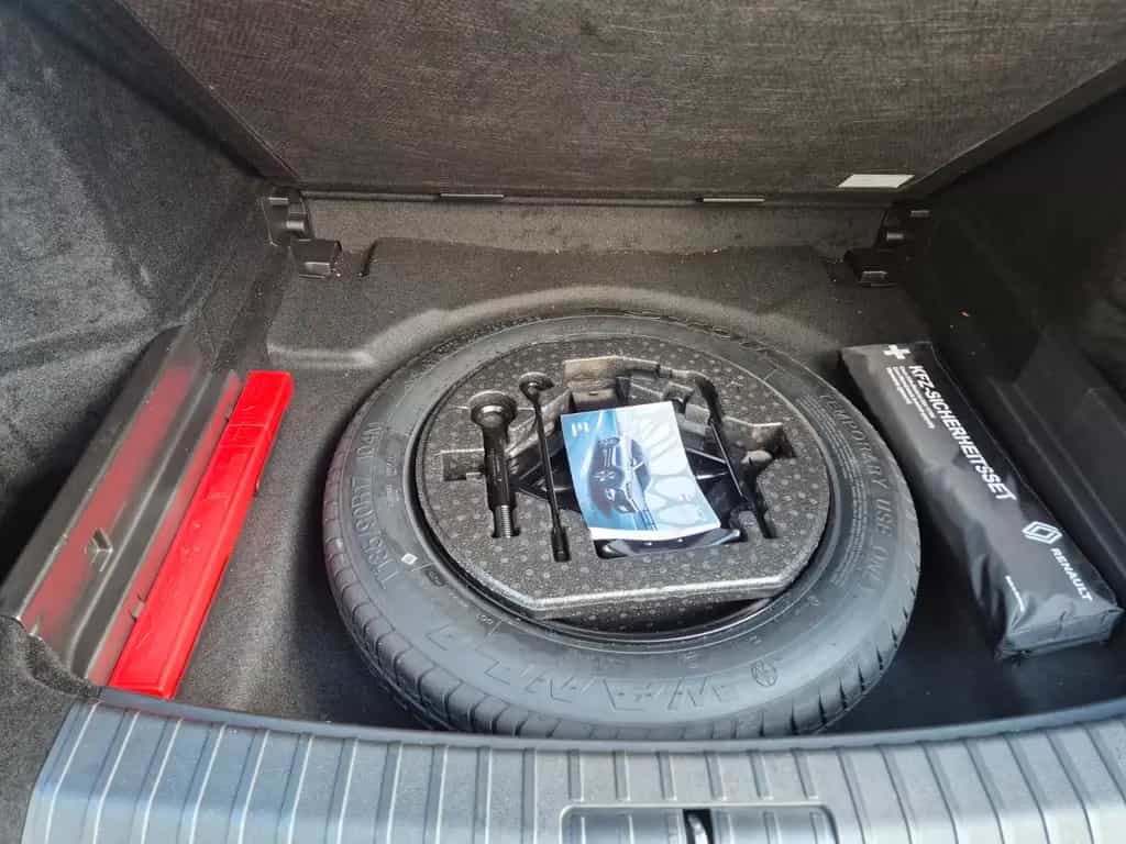 BAIC Beijing X75 Premium TOP Ausstattung 11/2023-photo-10