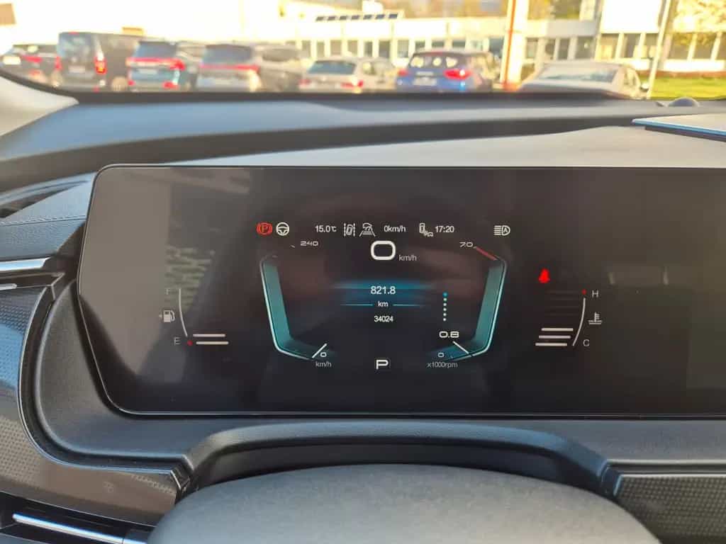 BAIC Beijing X75 Premium TOP Ausstattung 11/2023-photo-16