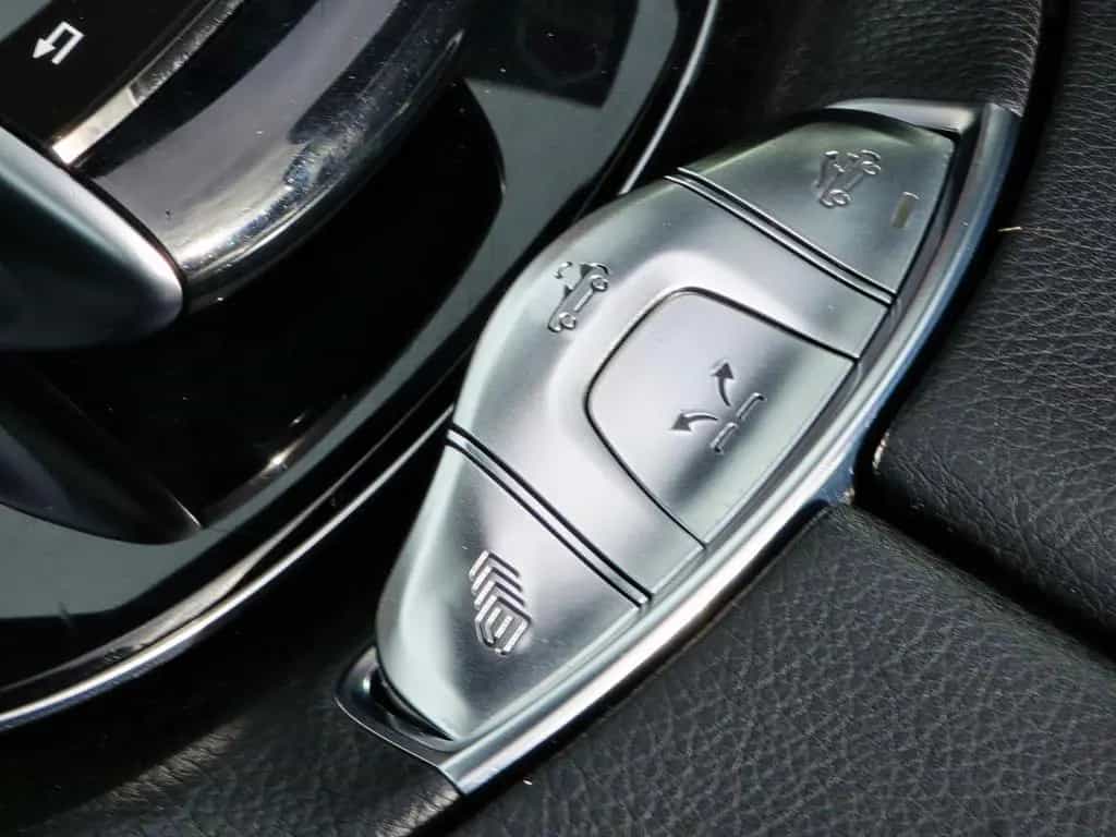 Mercedes-Benz E-Class 300 AMG-Line Cabrio|9G- tronic|360°|Burmest|Le 07/2018-photo-20