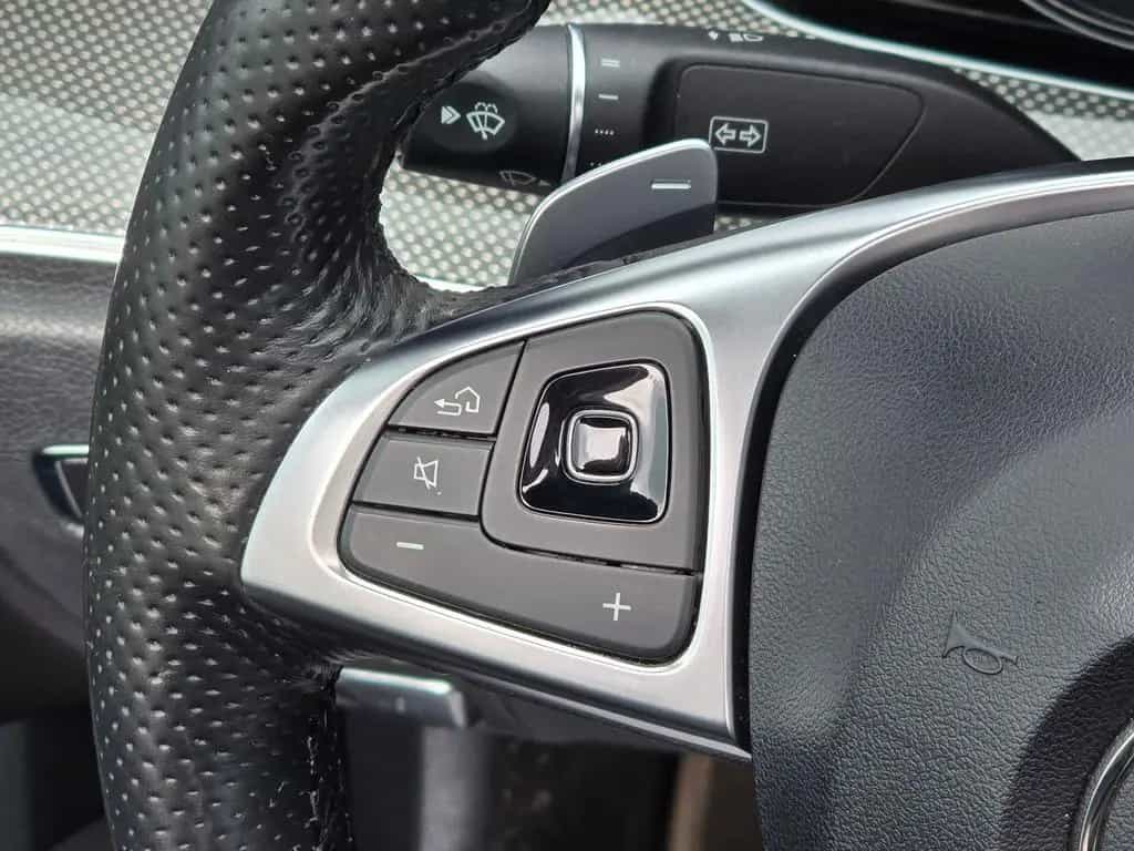 Mercedes-Benz E-Class 300 AMG-Line Cabrio|9G- tronic|360°|Burmest|Le 07/2018-photo-29