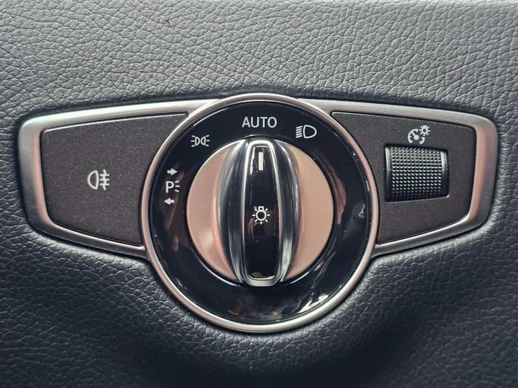 Mercedes-Benz E-Class 300 AMG-Line Cabrio|9G- tronic|360°|Burmest|Le 07/2018-photo-47