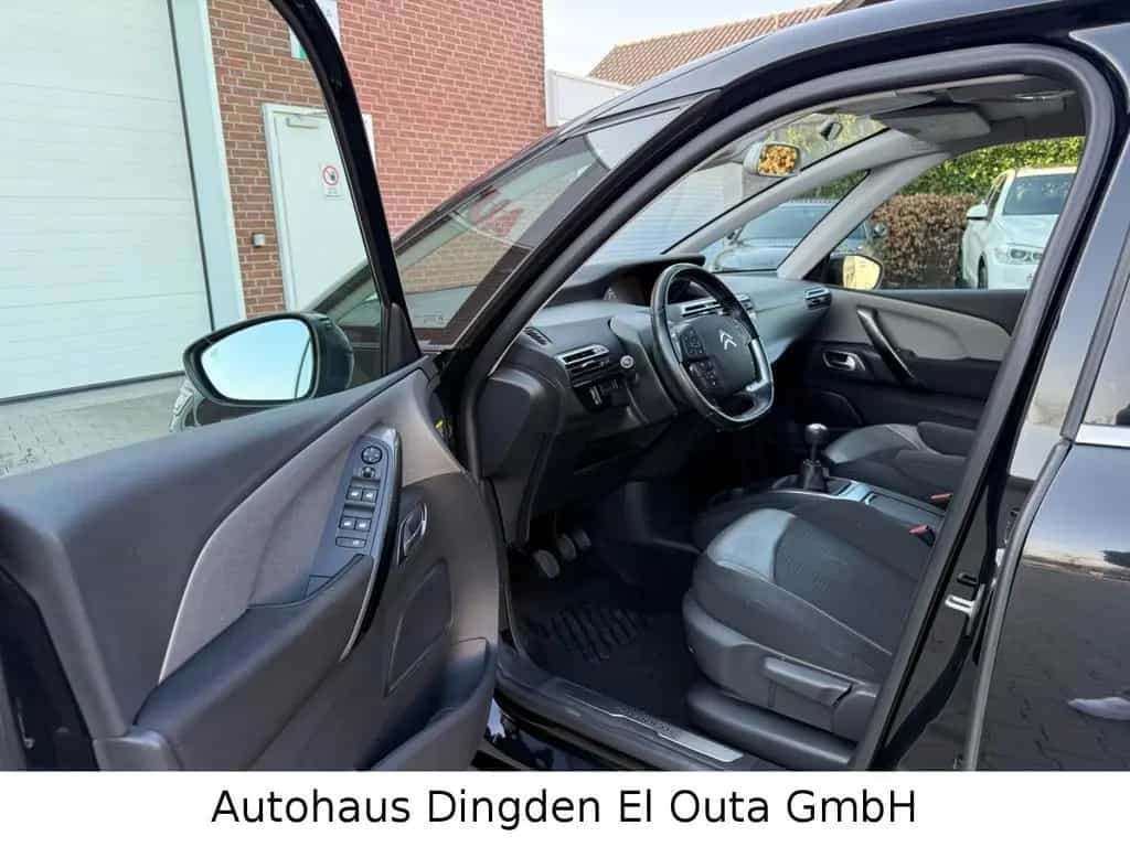Citroën C4 Picasso 1.2 e-THP Shine 03/2017-photo-11