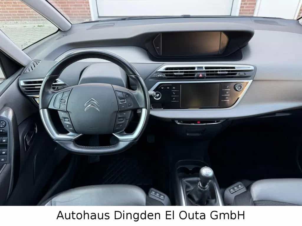 Citroën C4 Picasso 1.2 e-THP Shine 03/2017-photo-23
