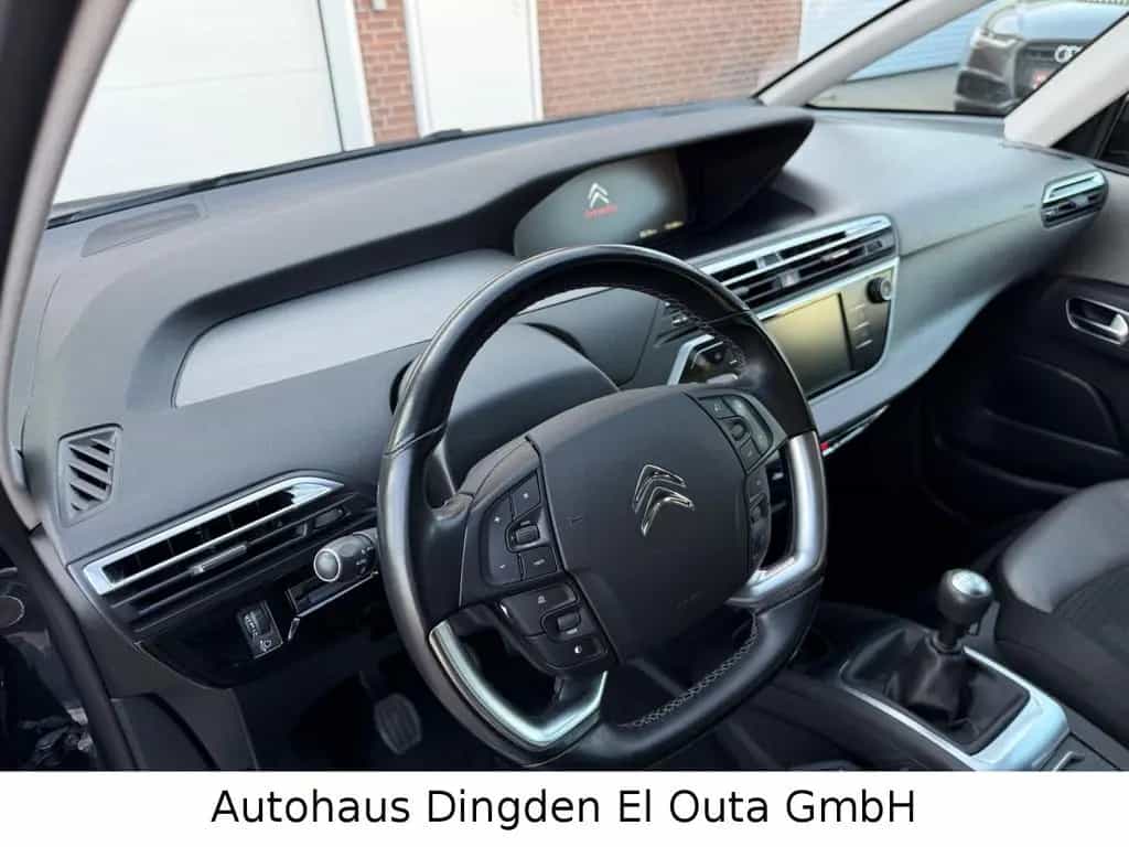 Citroën C4 Picasso 1.2 e-THP Shine 03/2017-photo-26