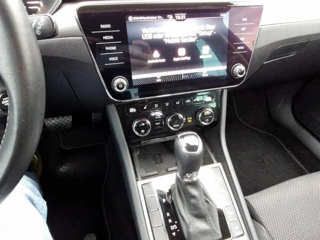Skoda Superb Combi 1.5 TSI Style Matrix Navi AHK Klima 08/2021-photo-10
