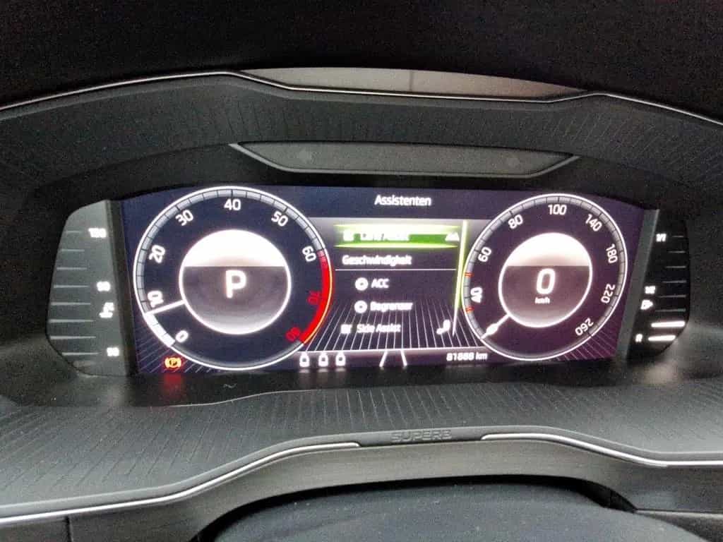 Skoda Superb Combi 1.5 TSI Style Matrix Navi AHK Klima 08/2021-photo-11