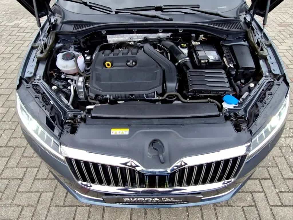 Skoda Superb Combi 1.5 TSI Style Matrix Navi AHK Klima 08/2021-photo-14