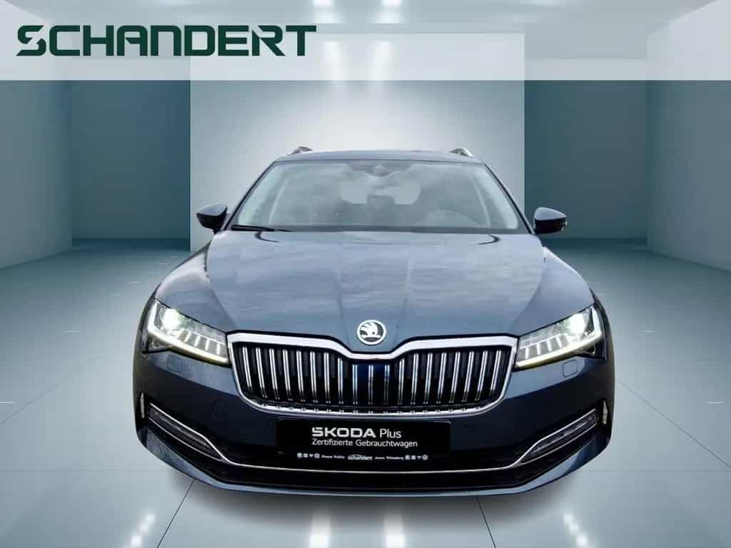 Skoda Superb Combi 1.5 TSI Style Matrix Navi AHK Klima 08/2021-photo-4