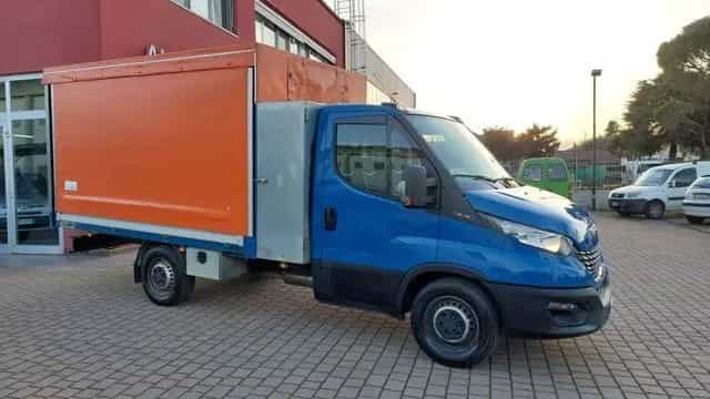 Iveco Daily Daily 35S12 2.3 PM Centinato e Rif. Attrez 08/2021-photo-1