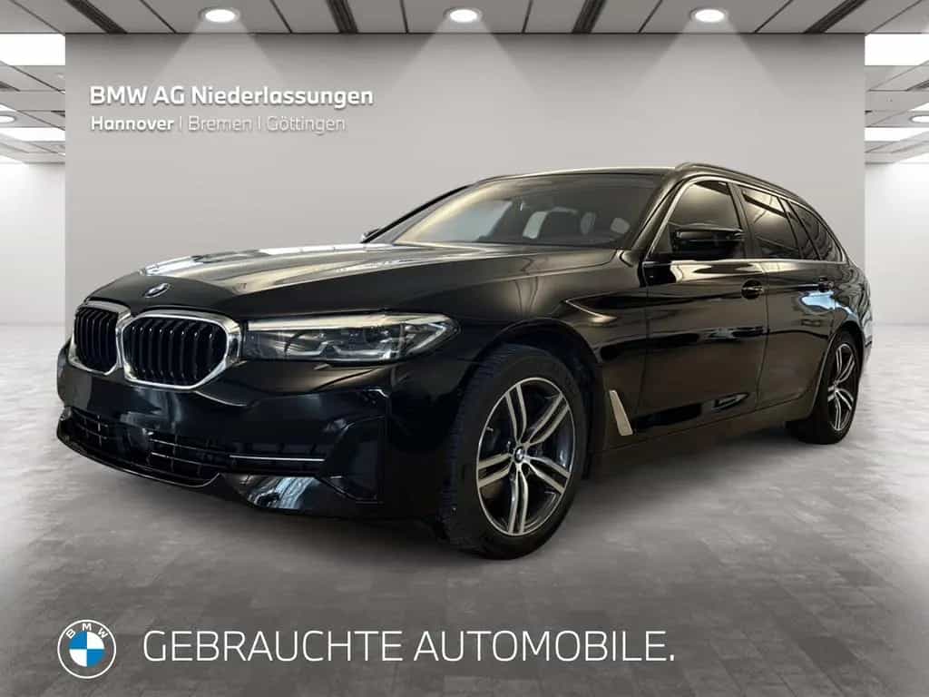 BMW 5 Series 520d Touring AHK LiveCockpitProf Head-Up Kamera 03/2023-photo-0