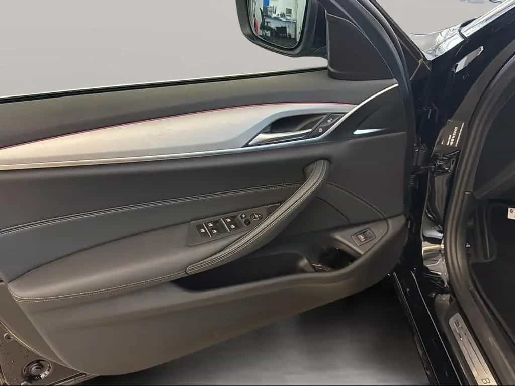 BMW 5 Series 520d Touring AHK LiveCockpitProf Head-Up Kamera 03/2023-photo-17
