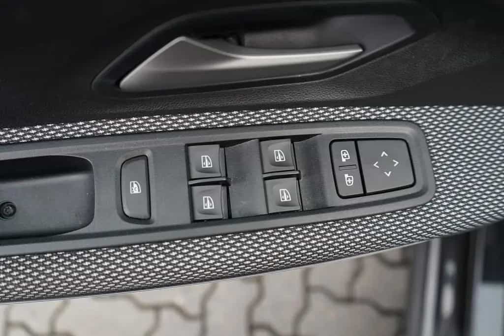 Dacia Jogger 1.0 TCE Extreme+ LED Totwinkel Navi PDC 03/2023-photo-26