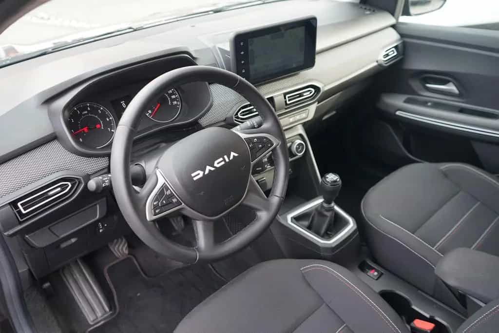 Dacia Jogger 1.0 TCE Extreme+ LED Totwinkel Navi PDC 03/2023-photo-29
